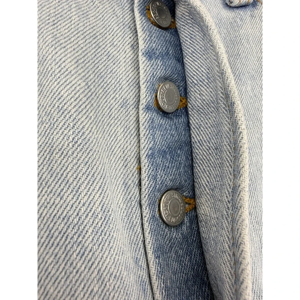 Vtg Levi's 501 Jeans Men's Fits 32x30.5 Light Wash Made In USA (tagged 34x32)